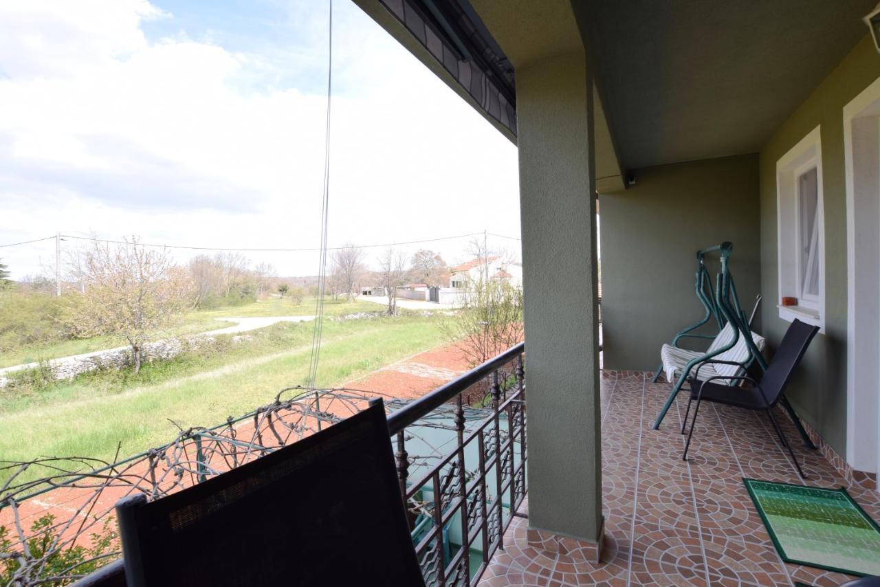Back To Nature - Apartment Borodin Stranici kod Lovreca エクステリア 写真